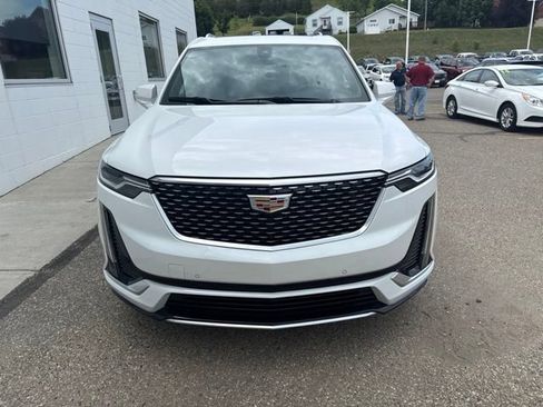 Used 2022 Cadillac XT6 Premium Luxury AWD/4WD image 9