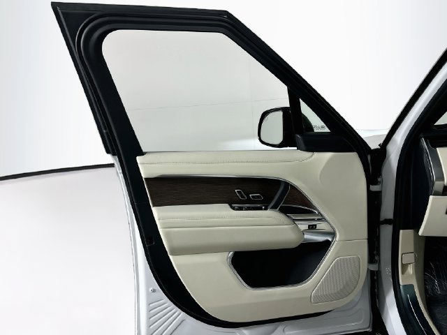 New 2027 Land Rover Range Rover SE AWD/4WD image 11