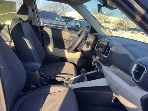 Certified 2026 Hyundai Venue SEL image 27