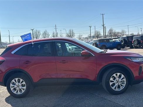 Certified 2023 Ford Escape Active w/ Tech Pack #2 image 2