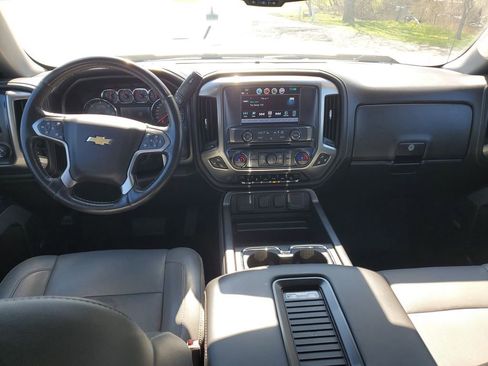 Used 2018 Chevrolet Silverado 1500 LTZ Z71 w/ LTZ Plus Package image 9