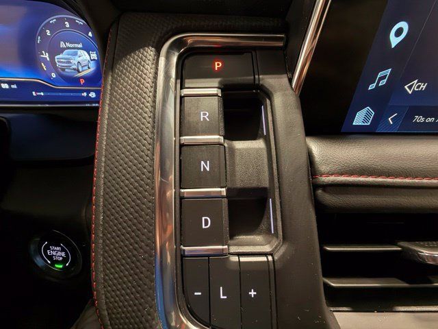 Used 2024 Chevrolet Tahoe RST w/ Luxury Package AWD/4WD image 23