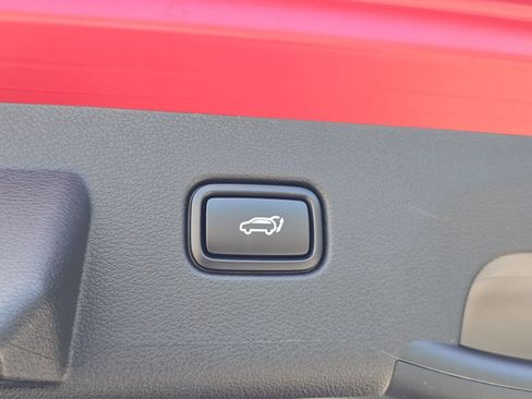New 2026 Kia Sportage X-Line w/ X-Line Technology Package AWD/4WD image 11