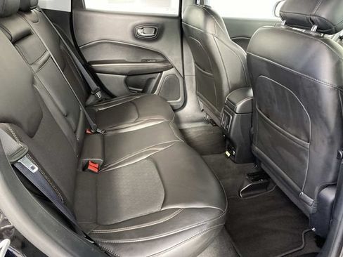 Used 2018 Jeep Compass Latitude w/ Popular Equipment Group AWD/4WD image 12