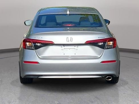 Used 2024 Honda Civic Sport image 6