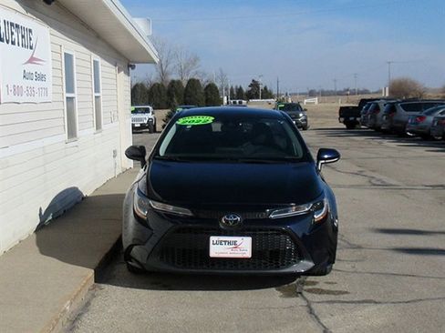 Used 2022 Toyota Corolla LE image 5