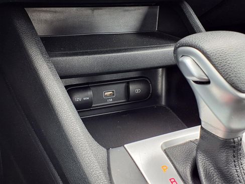 Used 2024 Kia Forte LXS FWD image 10