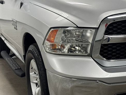 Used 2019 RAM 1500 Tradesman w/ Chrome Appearance Group RWD image 5