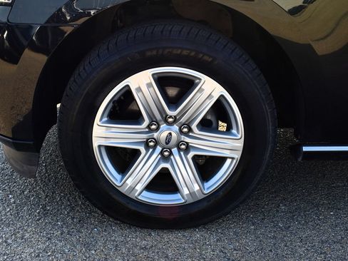 Used 2019 Ford Expedition Platinum AWD/4WD image 6