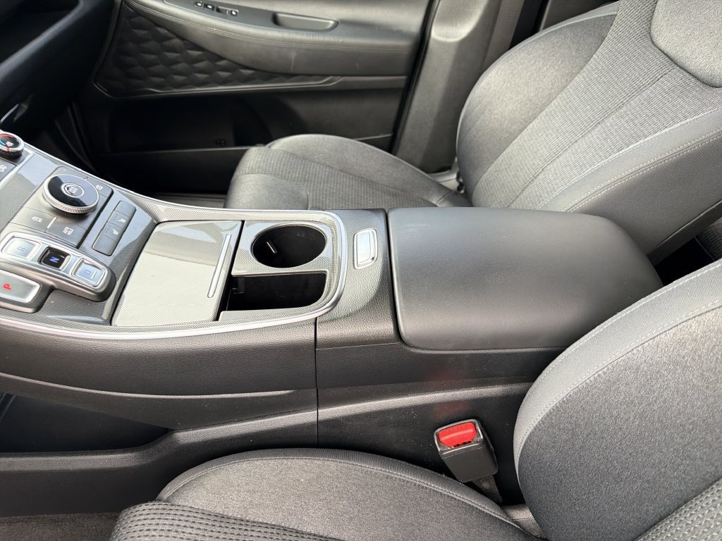 Used 2022 Hyundai Santa Fe SEL FWD image 23