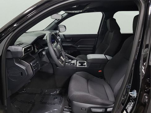 New 2026 Toyota 4Runner SR5 AWD/4WD image 9