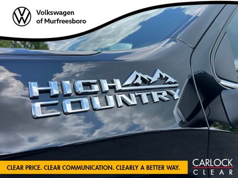 Used 2025 Chevrolet Silverado 1500 High Country w/ Z71 Off-Road Package AWD/4WD image 14