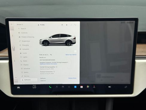 Used 2022 Tesla Model X AWD/4WD image 32