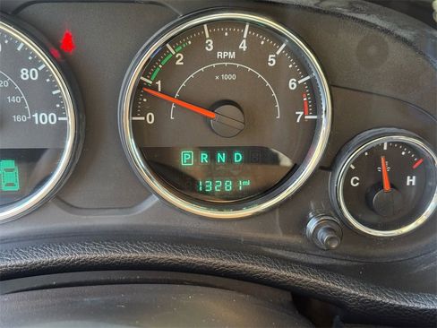 Used 2016 Jeep Wrangler Sport image 25