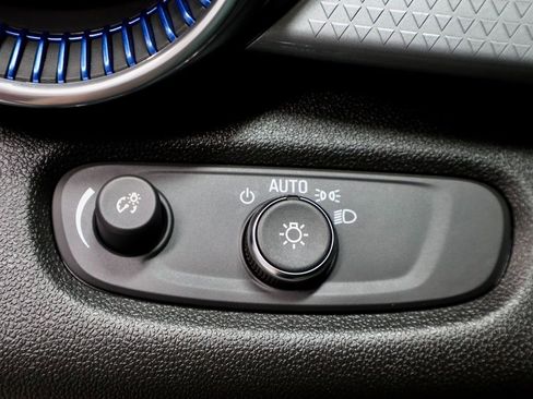 Used 2024 Chevrolet Trax LT w/ Driver Confidence Package image 27