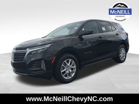 Used 2024 Chevrolet Equinox LT w/ LPO, Floor Liner Package image 3