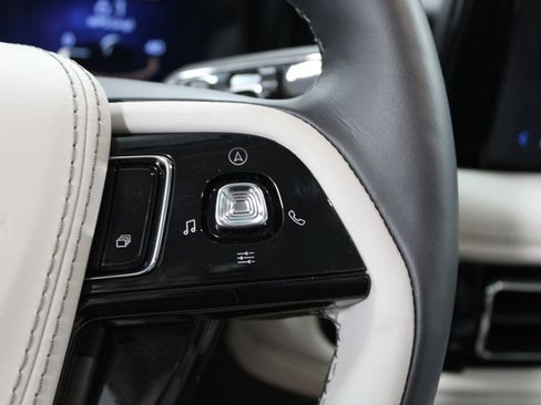 New 2025 Lincoln Aviator Premiere w/ Equipment Group 101A image 40