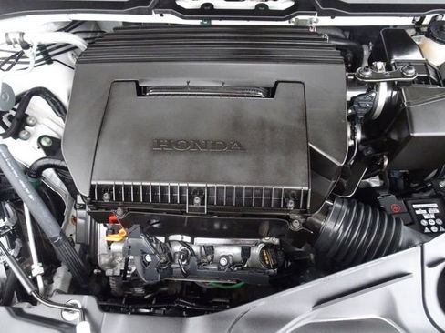 Certified 2025 Honda Pilot EX-L image 13