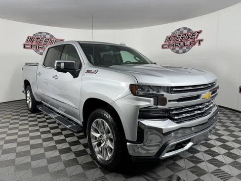 Used 2019 Chevrolet Silverado 1500 LTZ w/ LTZ Premium Package AWD/4WD image 9