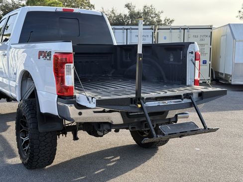 Used 2018 Ford F250 Lariat w/ Lariat Ultimate Package image 15