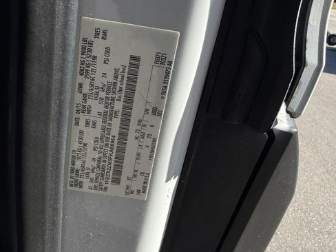 Used 2015 Ford Transit 350 XLT image 25