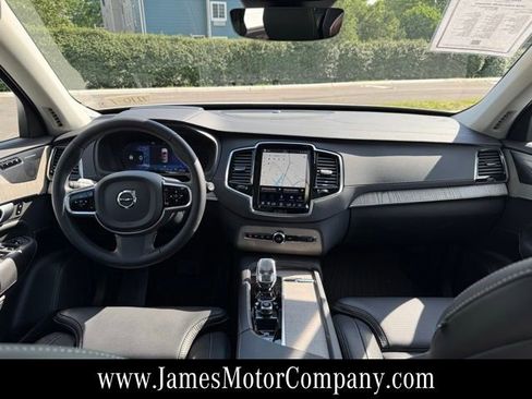 Used 2024 Volvo XC90 B6 Ultimate AWD/4WD image 14