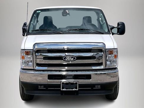 New 2027 Ford E-350 and Econoline 350 Super Duty w/ Power Equipment Group RWD image 9