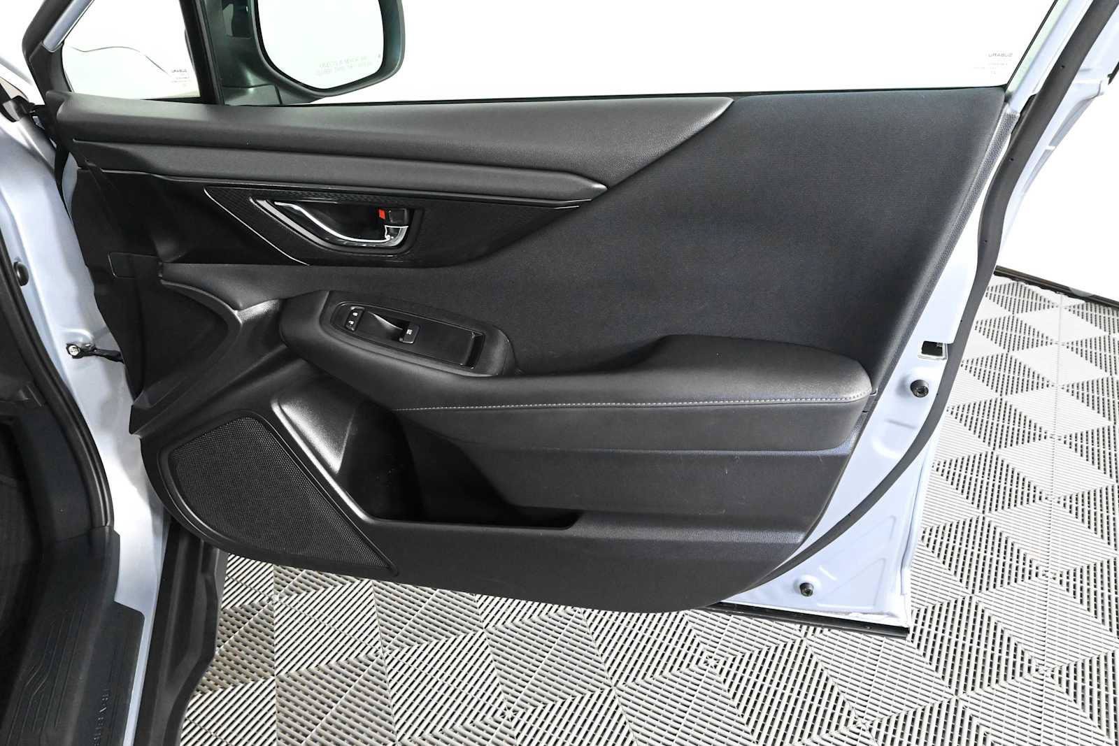 Used 2023 Subaru Outback Premium w/ Popular Package #1 AWD/4WD image 11
