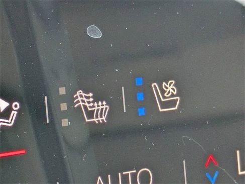 New 2025 GMC Yukon XL Denali w/ Sun & Power Step Package image 30