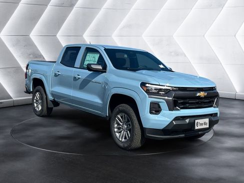 New 2026 Chevrolet Colorado LT w/ LT Convenience Package AWD/4WD image 7