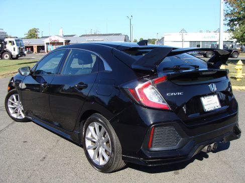 Used 2019 Honda Civic Sport image 4