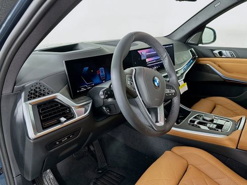 New 2026 BMW X5 xDrive40i w/ Climate Comfort Package image 13