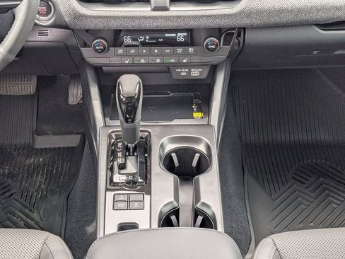 New 2026 Subaru Outback Limited AWD/4WD image 18
