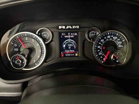 Used 2024 RAM 2500 Big Horn AWD/4WD image 23