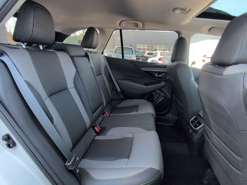 Used 2025 Subaru Outback Onyx Edition XT image 22