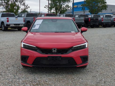 Used 2024 Honda Civic EX-L image 3