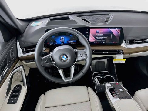 New 2026 BMW X1 xDrive28i w/ Technology Package AWD/4WD image 24