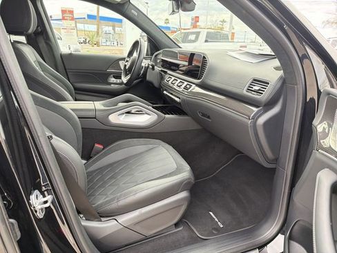 Used 2024 Mercedes-Benz GLS 63 AMG 4MATIC image 28
