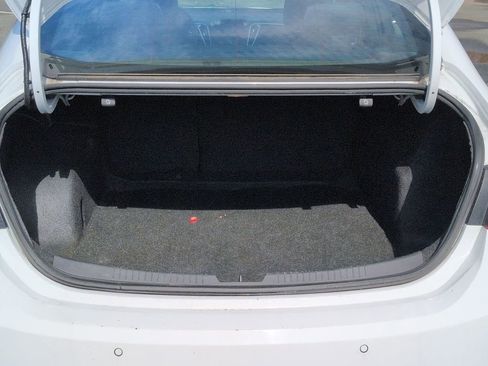 Used 2024 Chevrolet Malibu LT FWD image 21