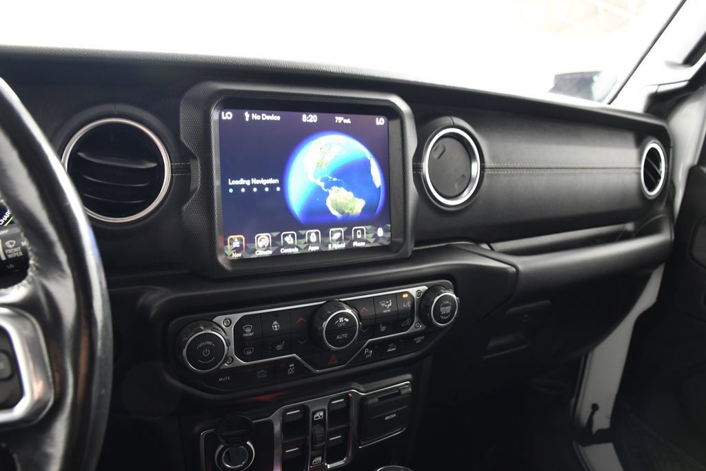 Used 2021 Jeep Wrangler Unlimited Sahara w/ Cold Weather Group AWD/4WD image 31