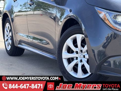 Used 2026 Toyota Corolla LE image 12
