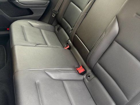 Used 2015 Volkswagen Golf TDI S image 20