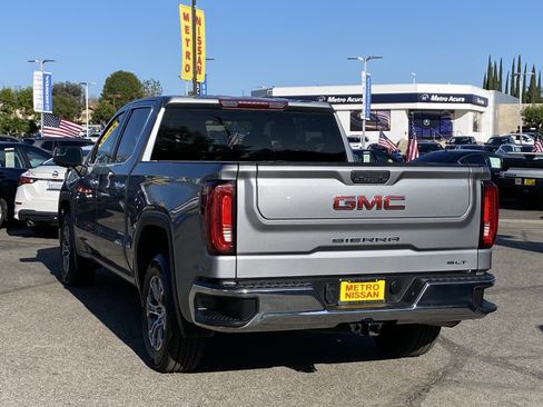 Used 2024 GMC Sierra 1500 SLT image 4
