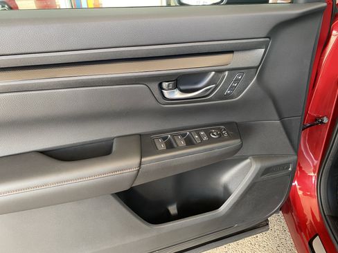 Used 2026 Honda CR-V Sport-L image 12