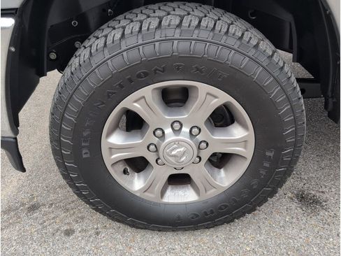 Used 2024 RAM 2500 Big Horn image 9