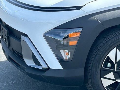 Used 2025 Hyundai Kona SEL image 10
