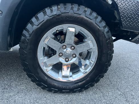 Used 2012 RAM 1500 Laramie image 30