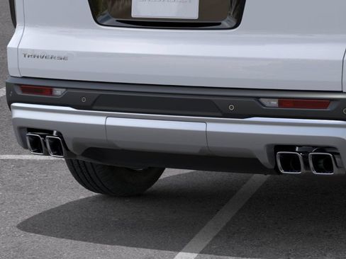 New 2026 Chevrolet Traverse LT w/ Driver Confidence Package FWD image 14