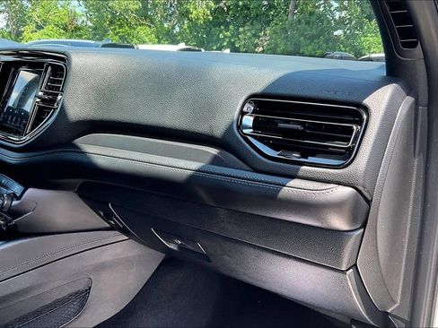 Used 2022 Dodge Durango GT AWD/4WD image 19