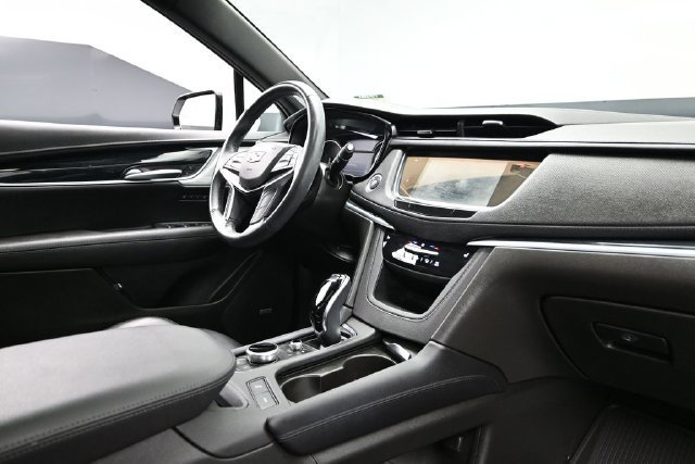 Used 2024 Cadillac XT5 Premium Luxury w/ LPO, Floor Liner Package AWD/4WD image 14